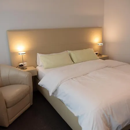 Serviced Apartments, Selbst-check-in فندق