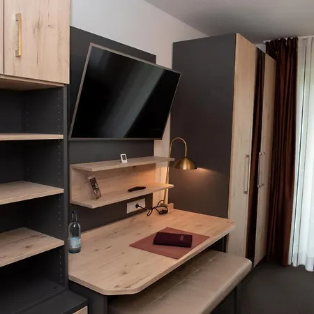 فندق Serviced Apartments, Selbst-check-in 3*